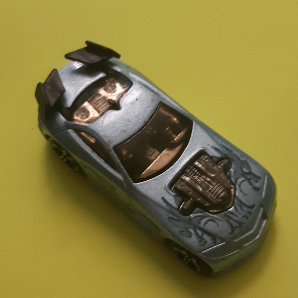 Hot wheels Mercy Breaker Diecast 1:64| 7/10